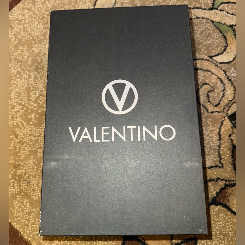 Red Giuditta Valentino Sneaker